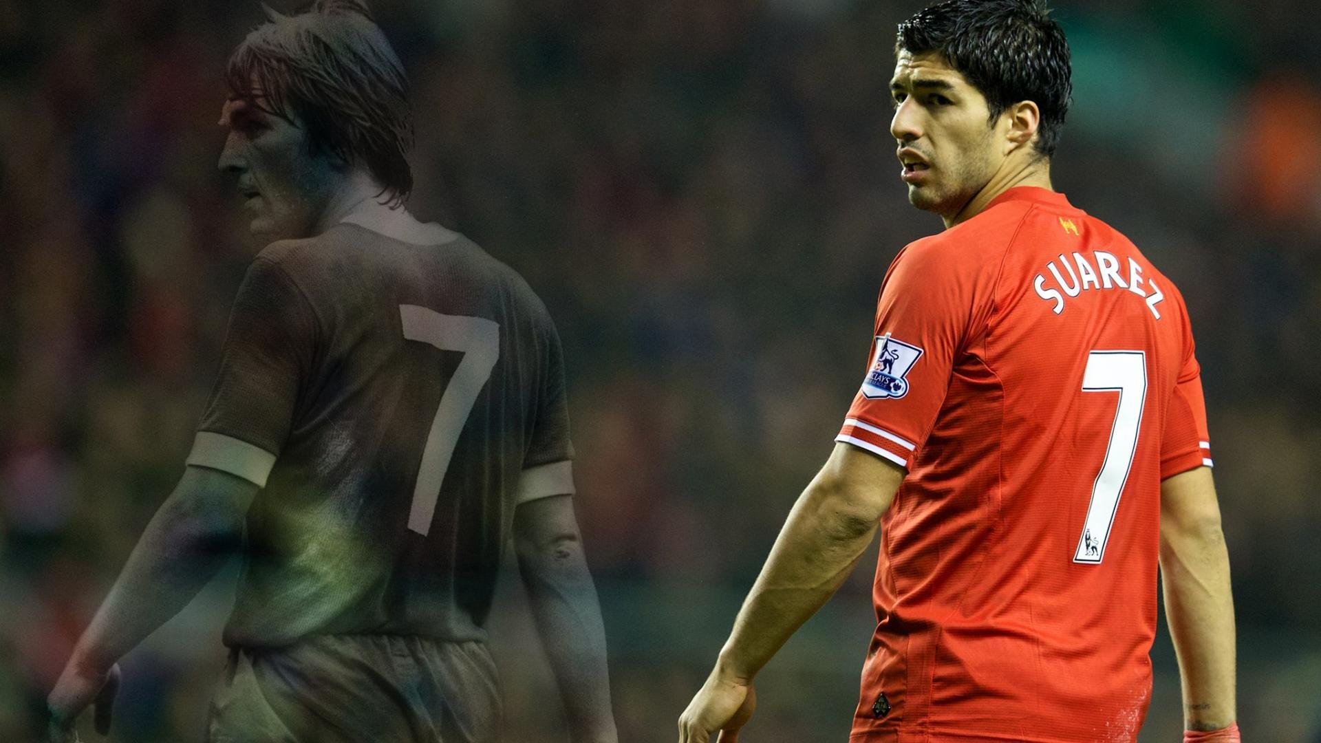 莱万多夫斯基重要时刻战术调整，西班牙队带队取胜！观众掌声雷动