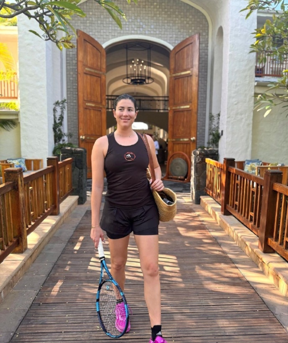 重返赛场引发热议!,穆古鲁扎在独行侠比赛中战术调整再创辉煌时刻的简单介绍